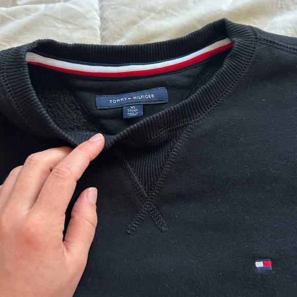 Tommy Hilfiger Crewneck - Picture 3 of 4